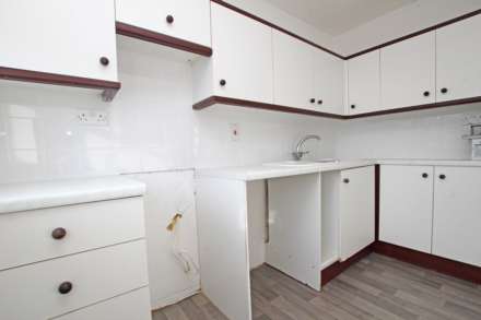 Filching Road, Eastbourne, BN20 8SQ, Image 13