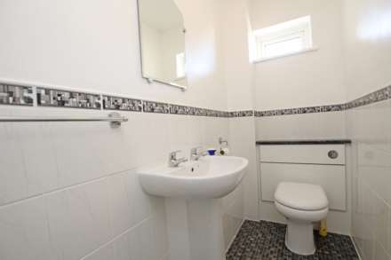 Blackwater Road, Eastbourne, BN21 4JF, Image 11