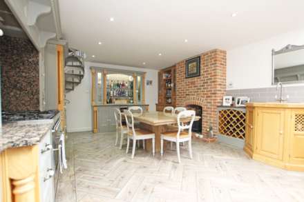 Carlisle Road, Eastbourne, BN20 7TD, Image 14