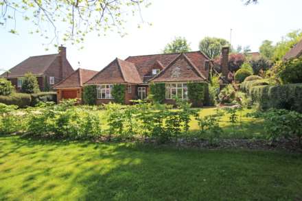 Walnut Tree Walk, Eastbourne, BN20 9BP, Image 38