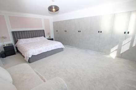 Rectory Close, Eastbourne, BN20 8AQ, Image 20