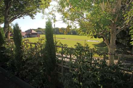 Rectory Close, Eastbourne, BN20 8AQ, Image 28