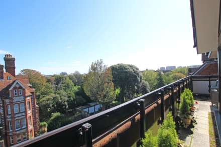 Grassington Road, Eastbourne, BN20 7BG, Image 13