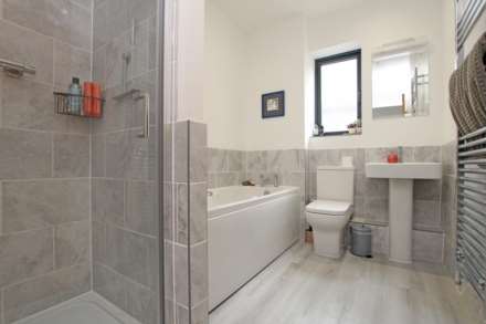 Macauley Drive, Eastbourne, BN23 5BU, Image 17