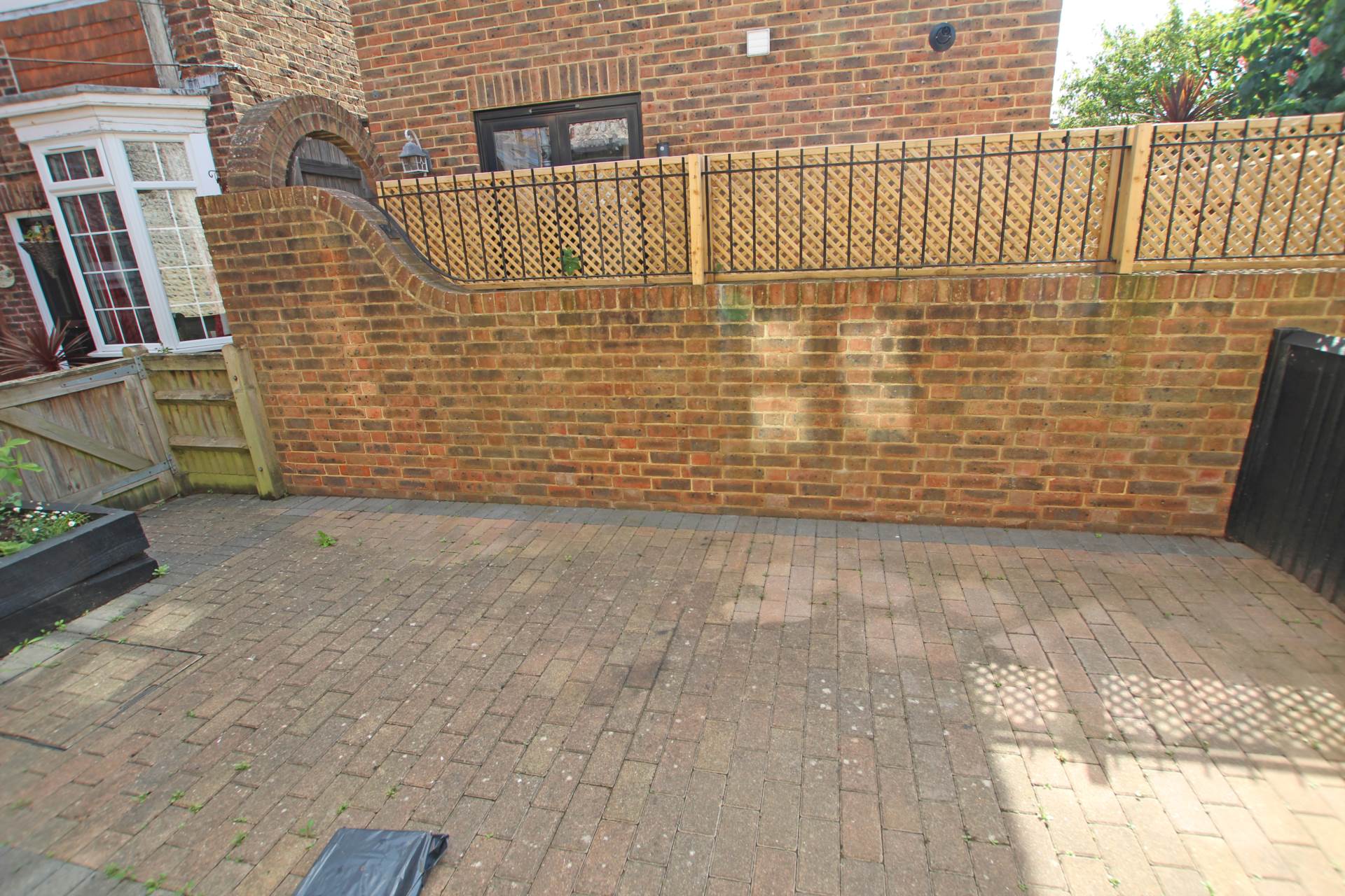 Ocklynge Road, Eastbourne, BN21 1PP, Image 9