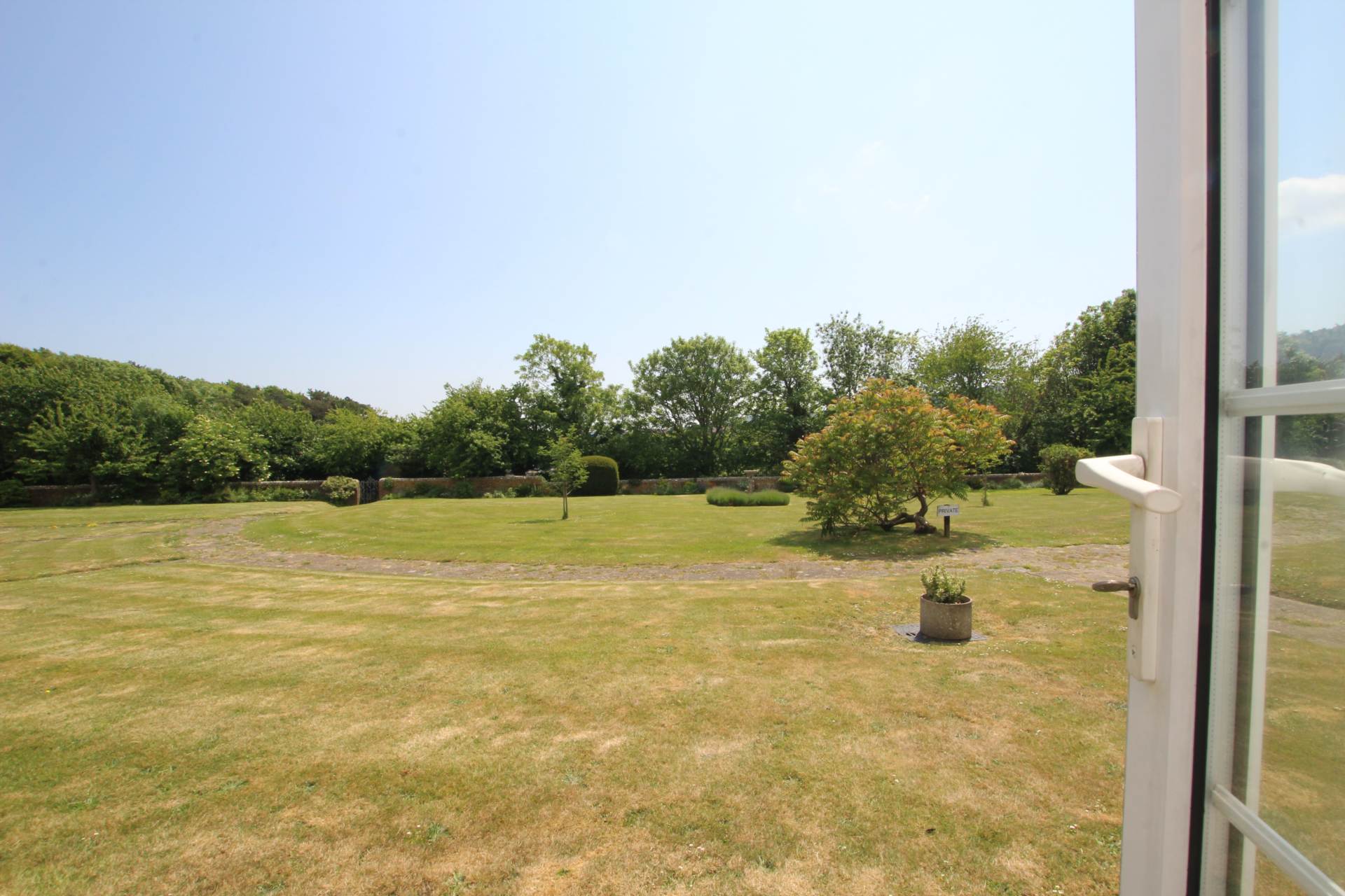 Ratton Drive, Eastbourne, BN20 9BT, Image 21
