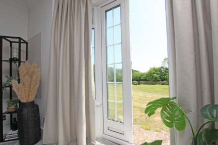 Ratton Drive, Eastbourne, BN20 9BT, Image 18