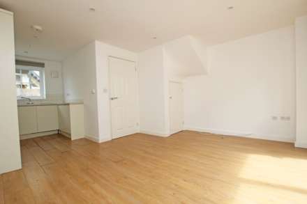 Lushington Lane, Eastbourne, BN21 4JL, Image 4