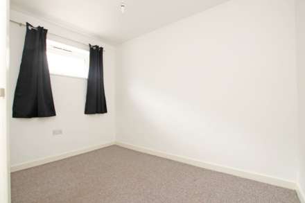 Lushington Lane, Eastbourne, BN21 4JL, Image 9