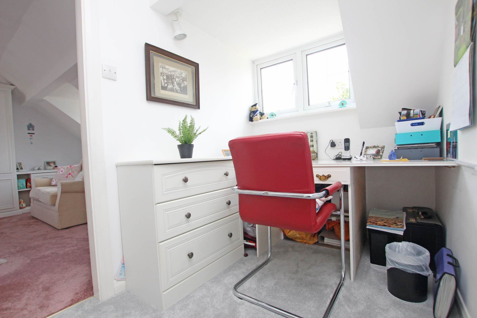 Chesterfield Gardens, Eastbourne, BN20 7NJ, Image 16