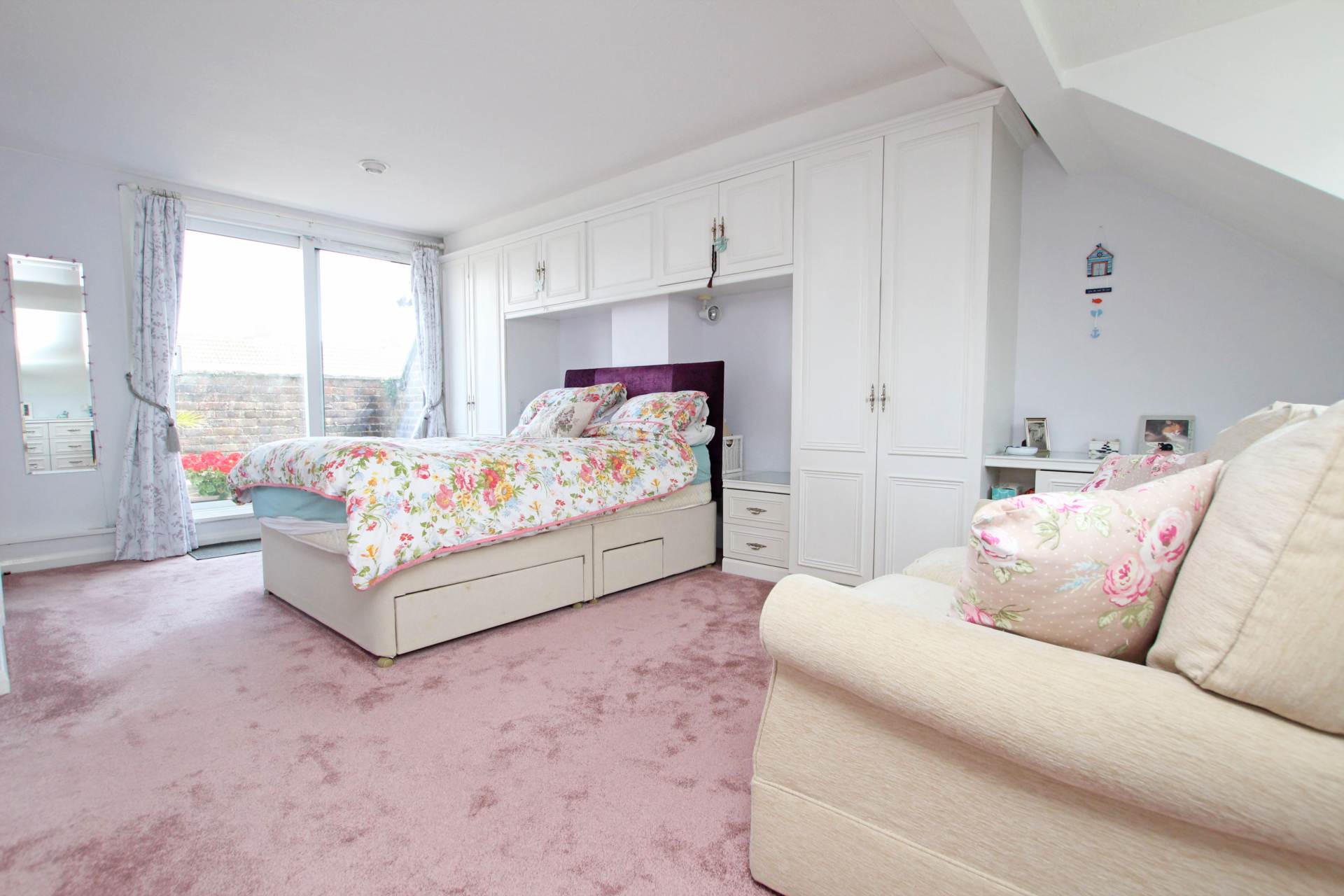Chesterfield Gardens, Eastbourne, BN20 7NJ, Image 17