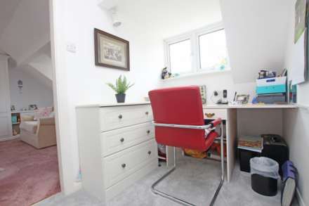 Chesterfield Gardens, Eastbourne, BN20 7NJ, Image 16