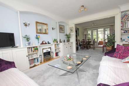 Chesterfield Gardens, Eastbourne, BN20 7NJ, Image 3