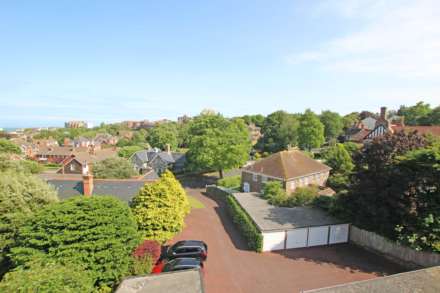 Meads Road, Eastbourne, BN20 7PX, Image 9