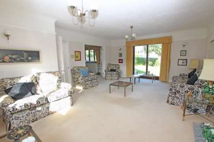 Saffrons Park, Eastbourne, BN20 7UX, Image 12