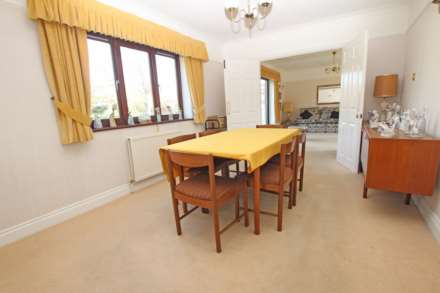 Saffrons Park, Eastbourne, BN20 7UX, Image 5