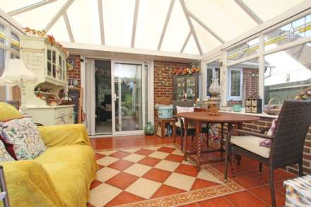 Willingdon Park Drive, Eastbourne, BN22 0DB, Image 15