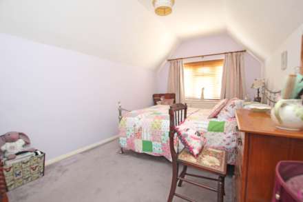 Willingdon Park Drive, Eastbourne, BN22 0DB, Image 17