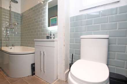 Monceux Road, Eastbourne, BN21 1RD, Image 16