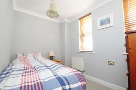 Wilmington Square, Eastbourne, BN21 4DX, Image 9