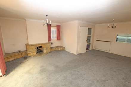 Burton Road, Eastbourne, BN21 2RF, Image 2
