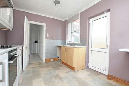 New Road, Eastbourne, BN22 8BT, Image 12