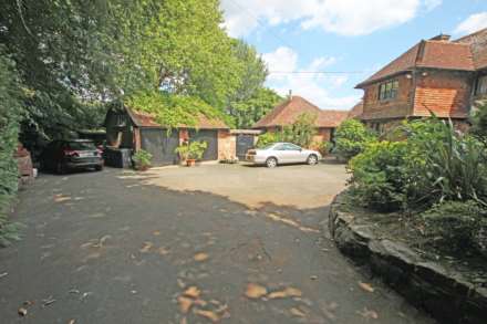 Grove Hill, Hellingly, BN27 4HG, Image 13