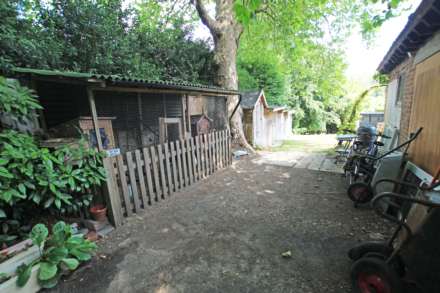 Grove Hill, Hellingly, BN27 4HG, Image 14