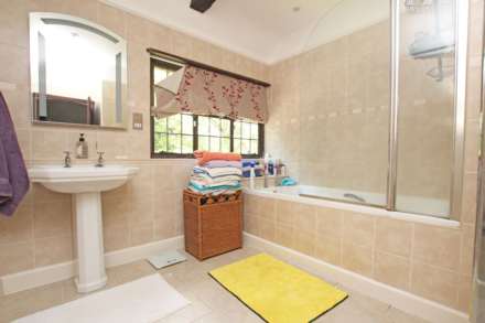 Grove Hill, Hellingly, BN27 4HG, Image 34