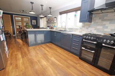 Rochester Close, Eastbourne, BN20 7TW, Image 2