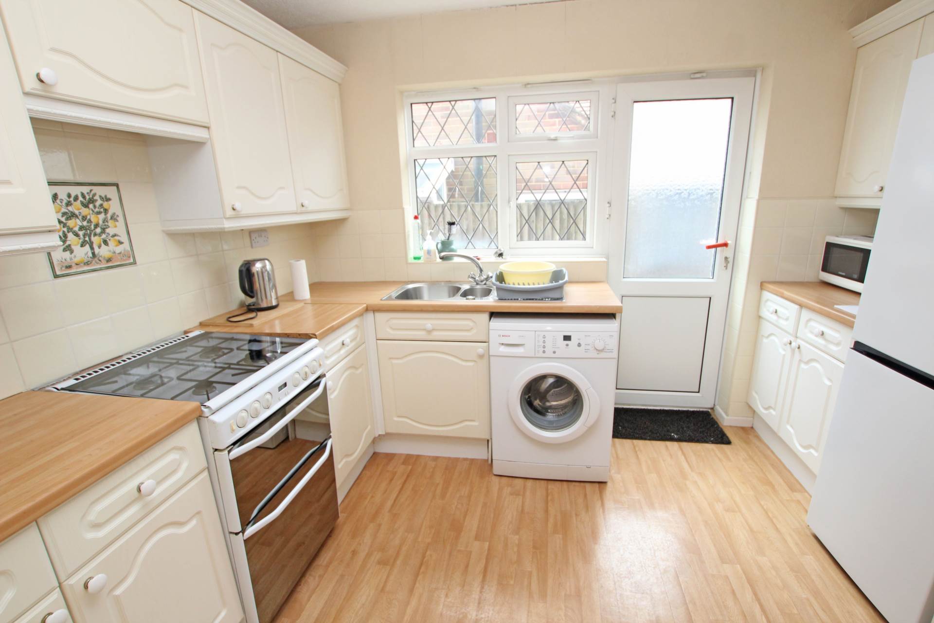 Friston Avenue, Eastbourne, BN22 0EL, Image 5