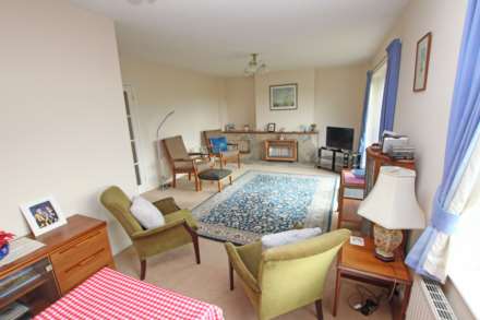 Friston Avenue, Eastbourne, BN22 0EL, Image 4