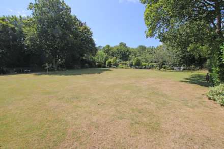 Carlisle Road, Eastbourne, BN20 7TD, Image 17