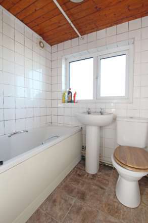 Winchcombe Road, Eastbourne, BN22 8DF, Image 10