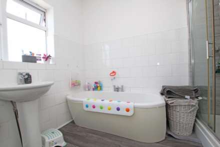 Dursley Road, Eastbourne, BN22 8DH, Image 14