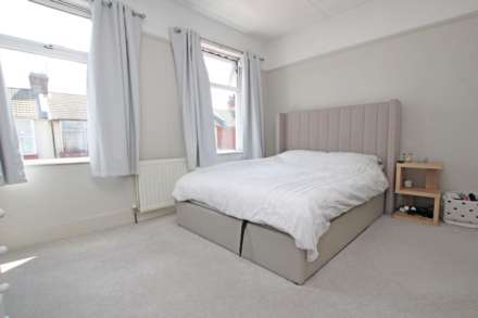 Dursley Road, Eastbourne, BN22 8DH, Image 5