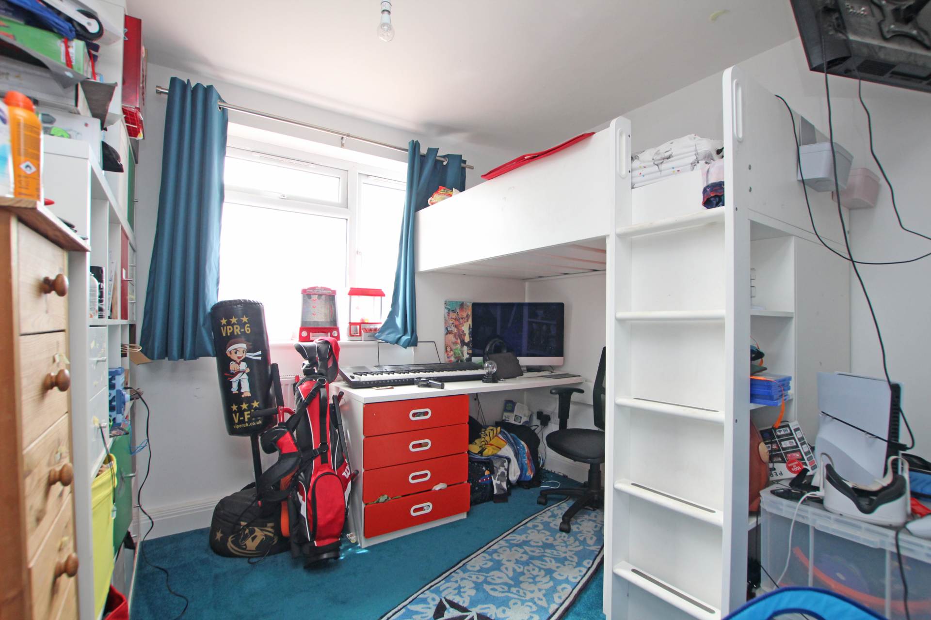 Broad Road, Eastbourne, BN20 9QX, Image 16