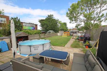 Broad Road, Eastbourne, BN20 9QX, Image 20