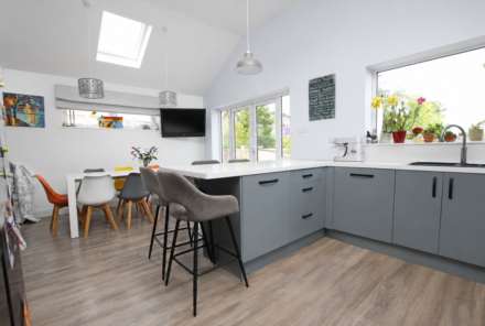Broad Road, Eastbourne, BN20 9QX, Image 7