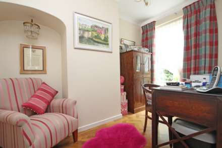 Chesterfield Road, Eastbourne, BN20 7NT, Image 13