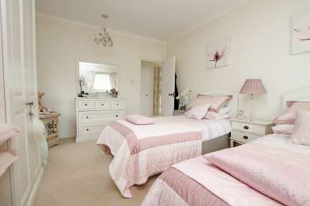 Chesterfield Road, Eastbourne, BN20 7NT, Image 18