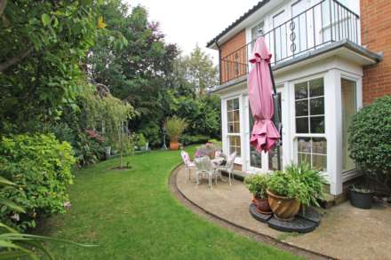 Chesterfield Road, Eastbourne, BN20 7NT, Image 23