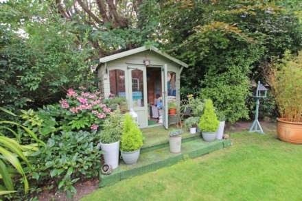 Chesterfield Road, Eastbourne, BN20 7NT, Image 24