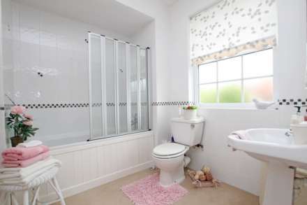 Chesterfield Road, Eastbourne, BN20 7NT, Image 8