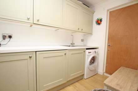 Coral Reef Close, Eastbourne, BN23 5PF, Image 16