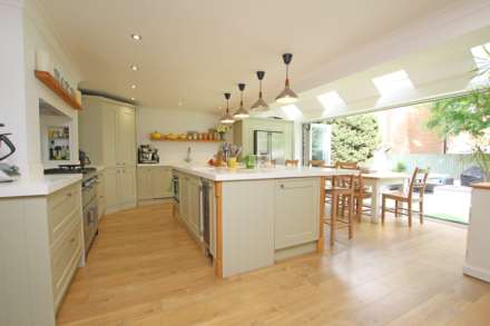 Coral Reef Close, Eastbourne, BN23 5PF, Image 2