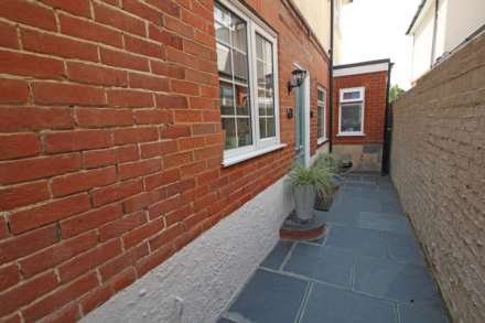 Willingdon Road, Eastbourne, BN21 1TN, Image 17