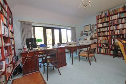 The Grove, Eastbourne, BN20 9SP, Image 14