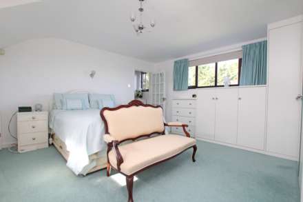 The Grove, Eastbourne, BN20 9SP, Image 18