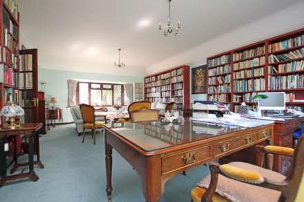The Grove, Eastbourne, BN20 9SP, Image 4